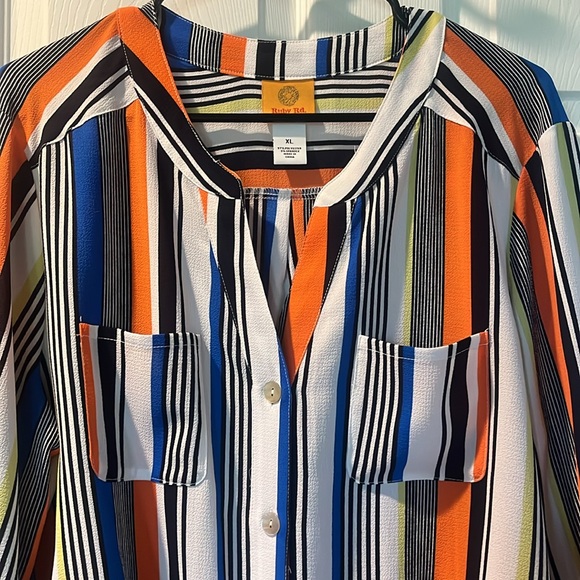 Ruby Rd. Top - Picture 2 of 8